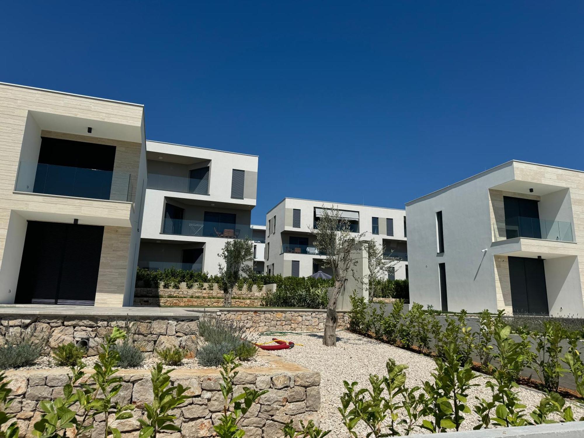 Dvj Apartments Biograd Na Moru Exteriör bild