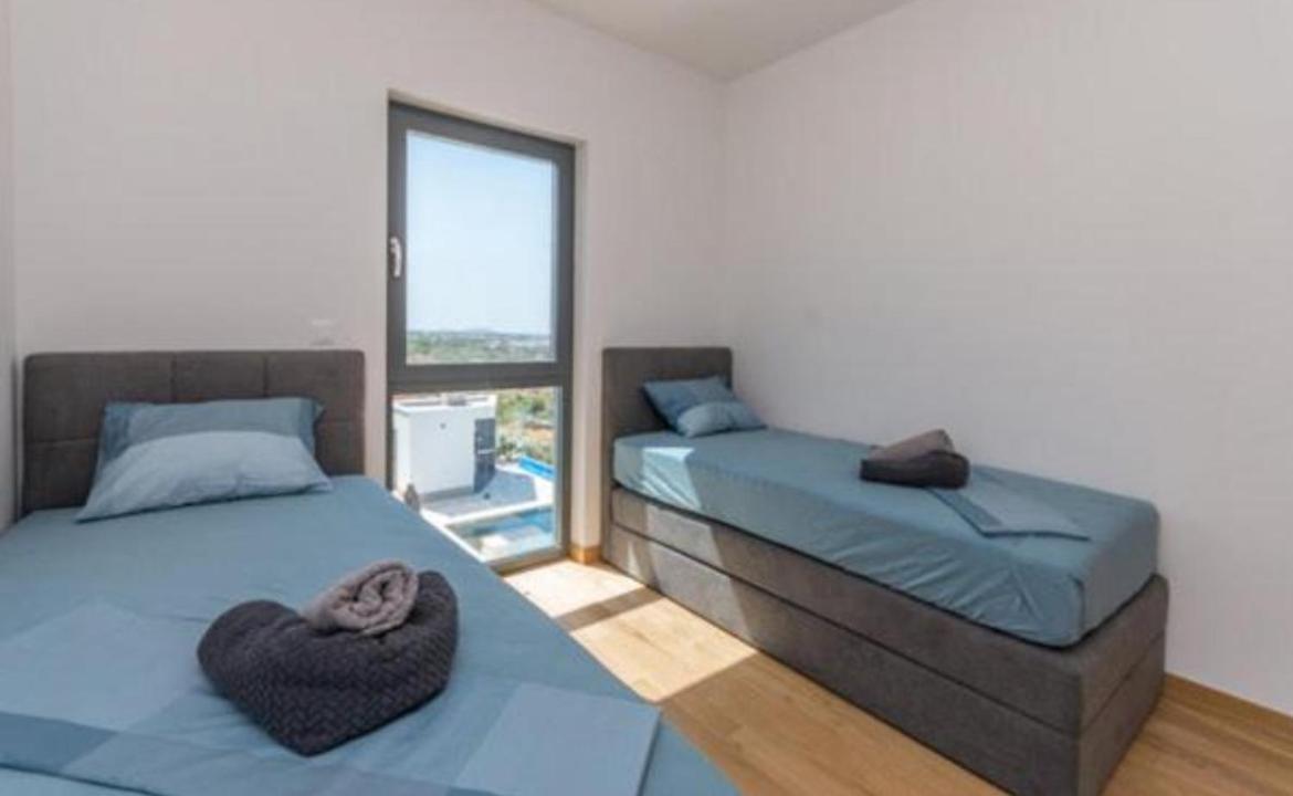 Dvj Apartments Biograd Na Moru Exteriör bild