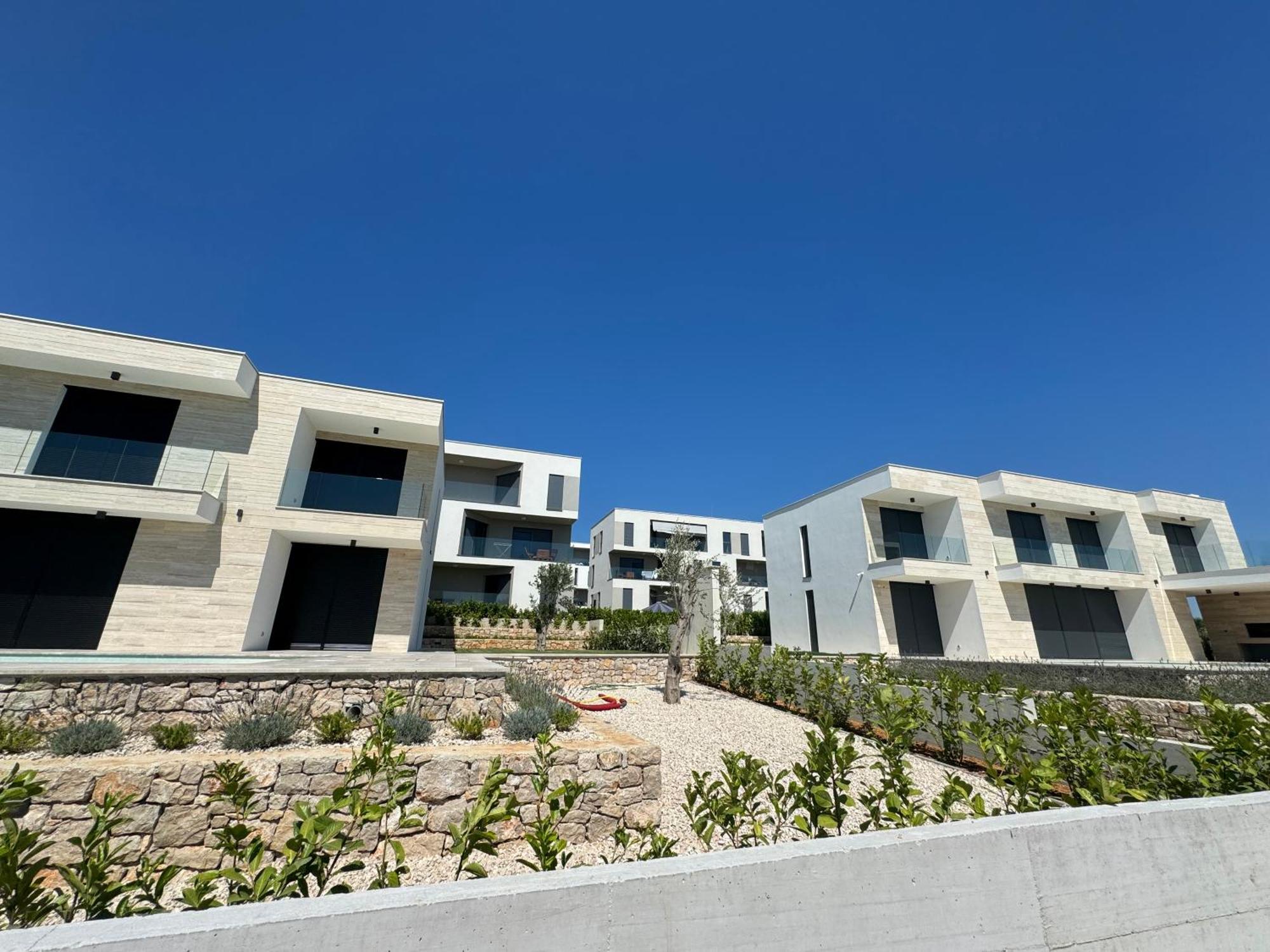 Dvj Apartments Biograd Na Moru Exteriör bild