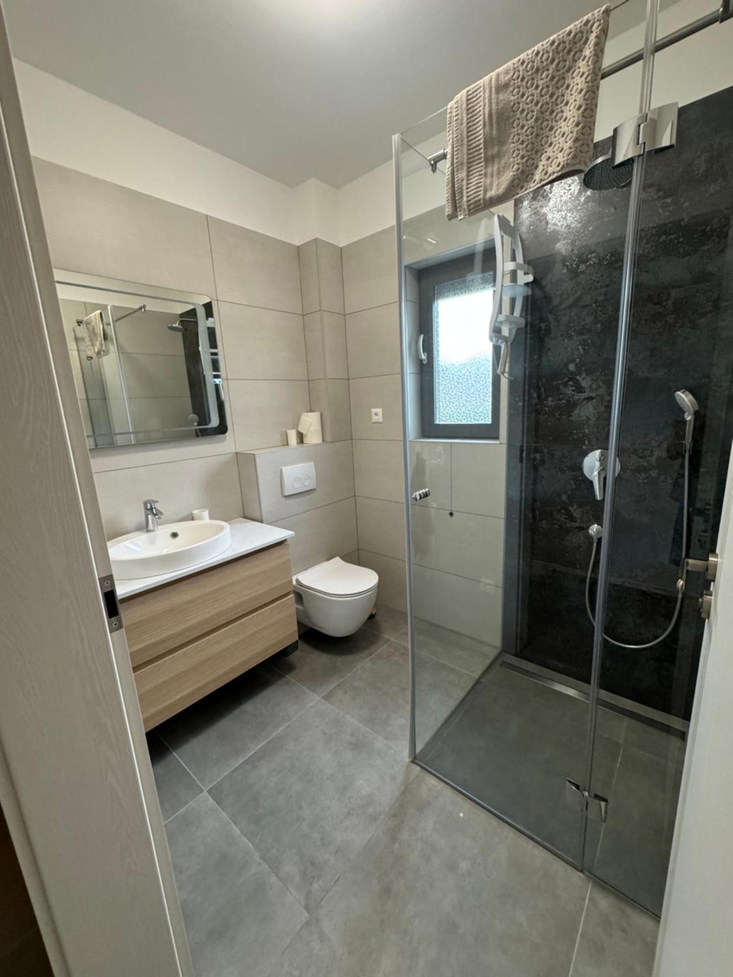 Dvj Apartments Biograd Na Moru Exteriör bild